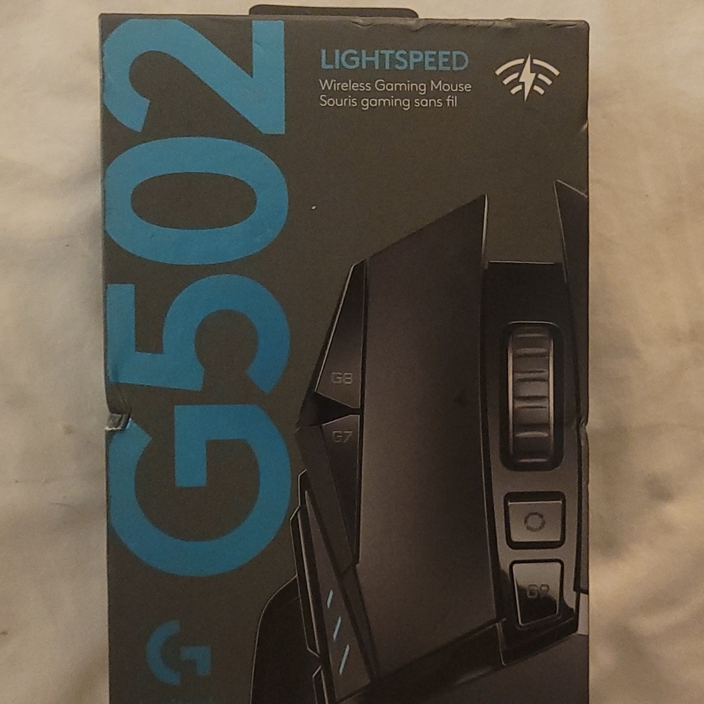 Black G502 gaming mouse